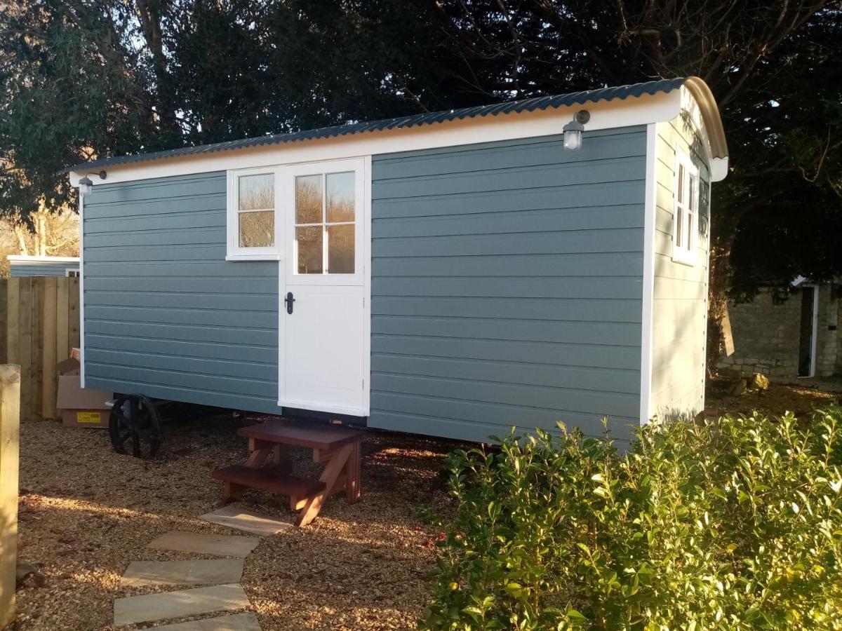 Yew Tree View Luxury Shepherd'S Hut Стърминстер Нютън Екстериор снимка